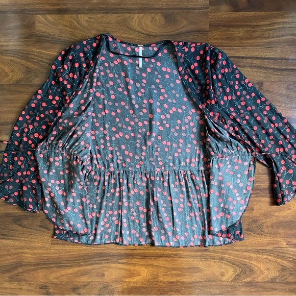 EUC Free People cherry print tie front blouse - Picture 3 of 7